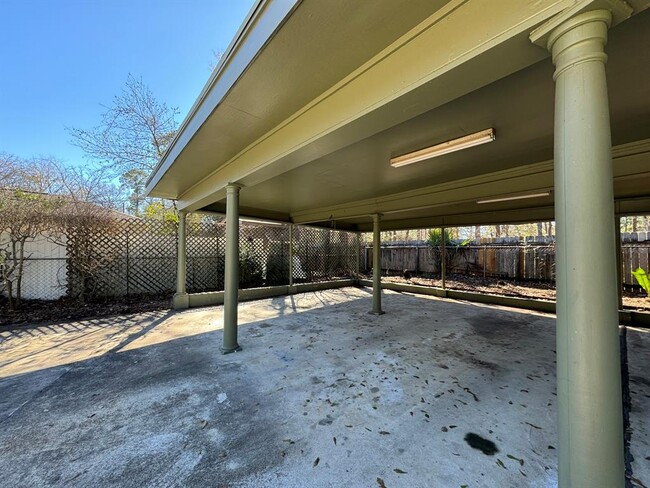 Building Photo - 2019 N Thompson St