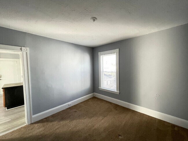 Building Photo - 301 Amory St