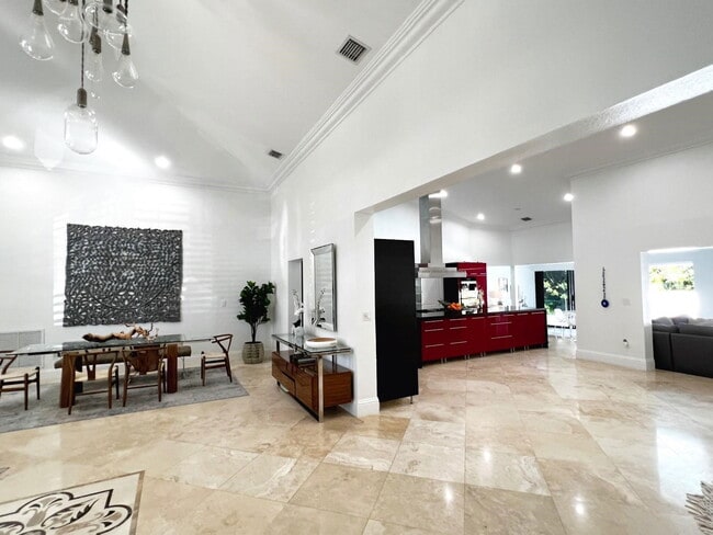 Building Photo - 17615 SW 80th Ct