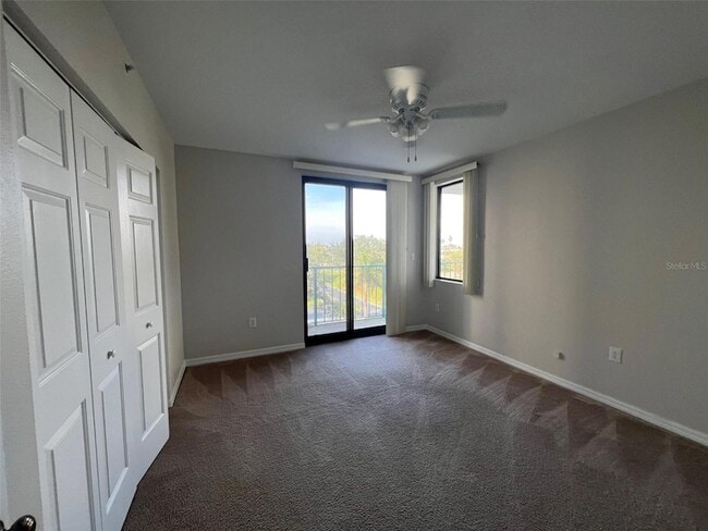 Building Photo - 670 Island Way