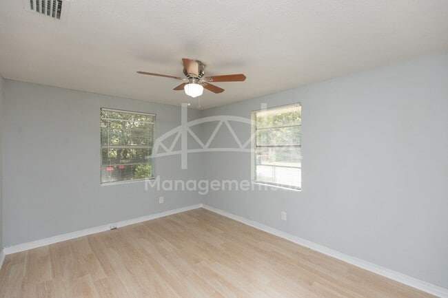 Building Photo - 3303 Jones St