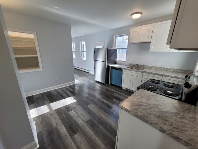 Building Photo - 22 South St