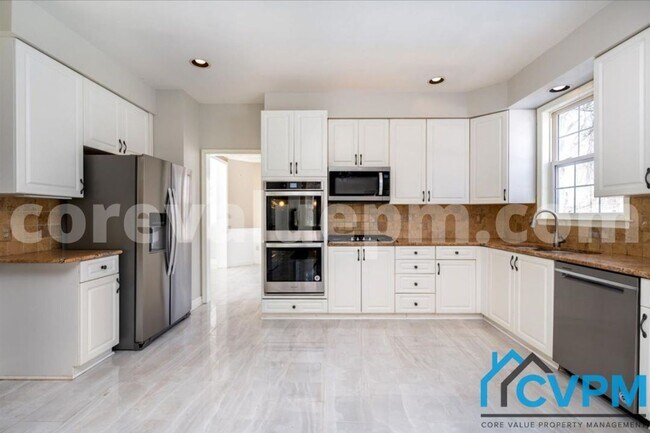 Building Photo - 2920 Middlebridge Ct