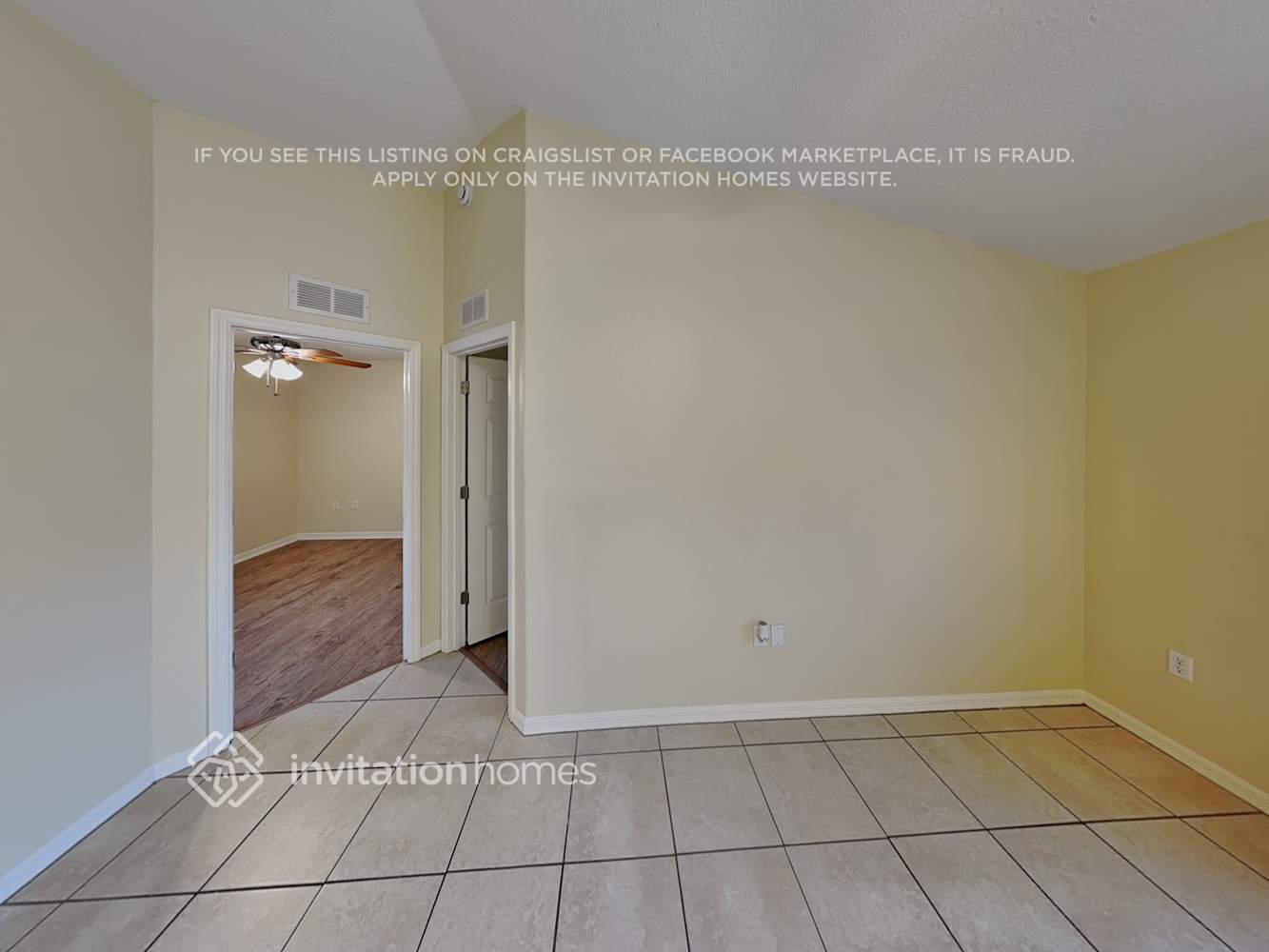 Building Photo - 2797 Benrock Terrace