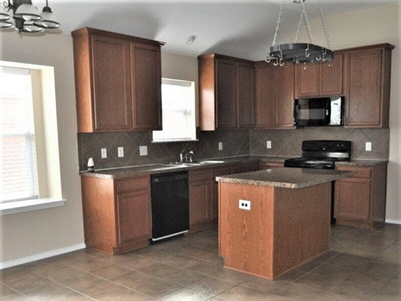 Building Photo - 116 Cookston Ln