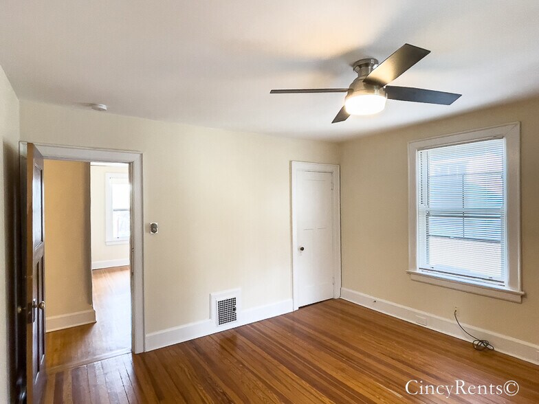 Building Photo - 3538 Burch Ave