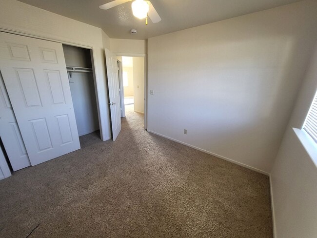 Building Photo - CAB0848&gt;**