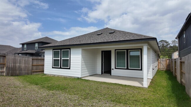 Building Photo - 16702 Sterling Clf St