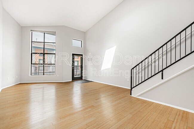 Building Photo - 3149 Blake St