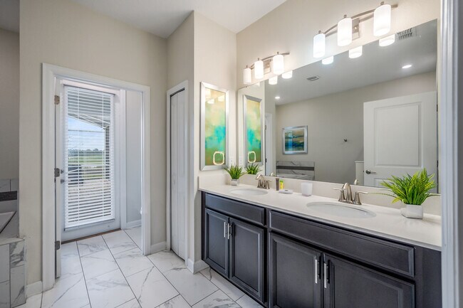 Building Photo - 8849 Cruden Bay Ct