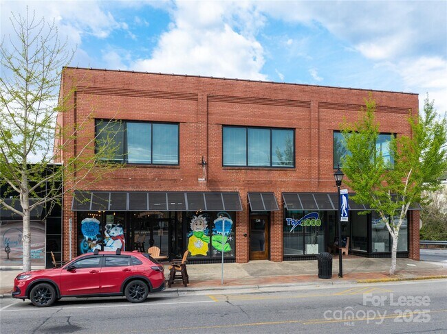 Building Photo - 138 S Main St
