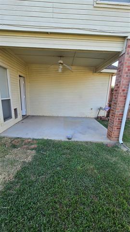 Building Photo - 1401 Ross Dr