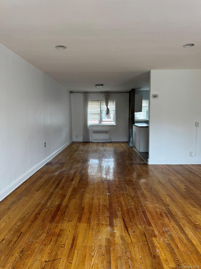 Building Photo - 150-13 78th Ave