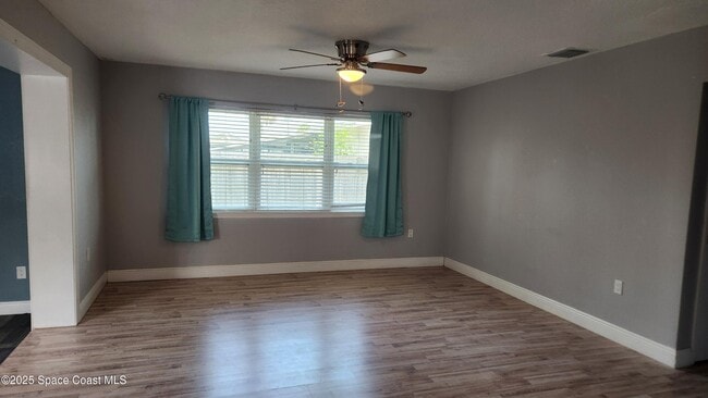 Building Photo - 179 Clairbourne Ave