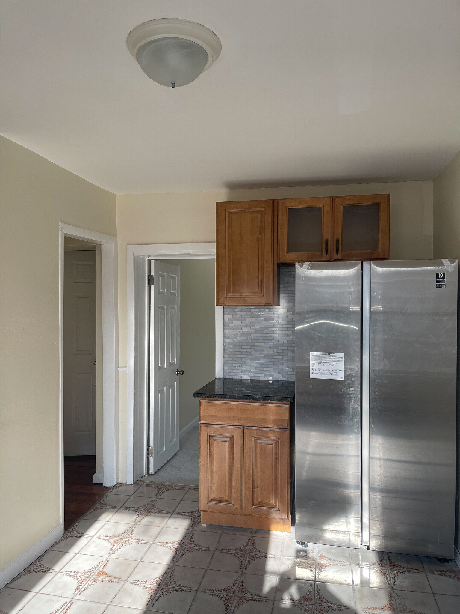 Building Photo - 24 Garden St