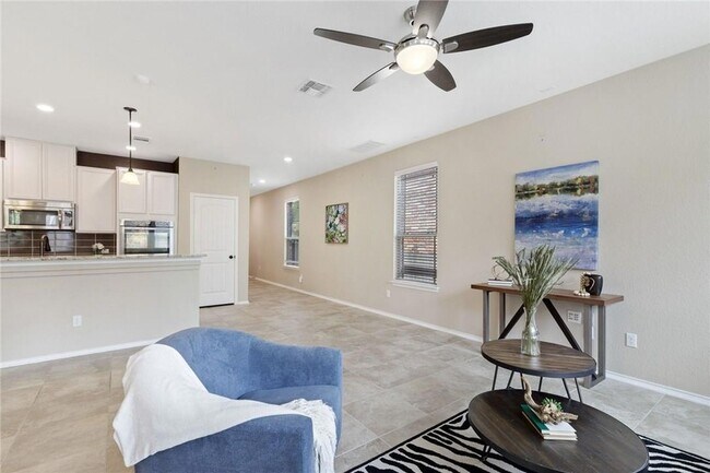 Building Photo - 404 Buttercup Creek Blvd