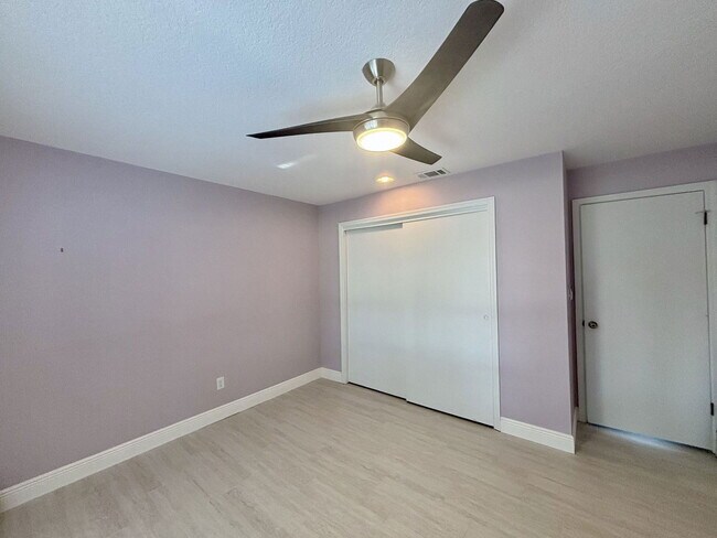 Building Photo - 9135 San Ambrosio Dr