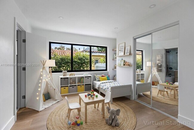 Building Photo - 1618 SW 18th St