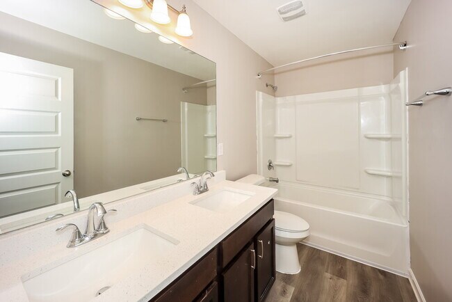 Building Photo - 1093 Lear Dr