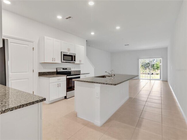 Building Photo - 9375 Cannon Bch Dr