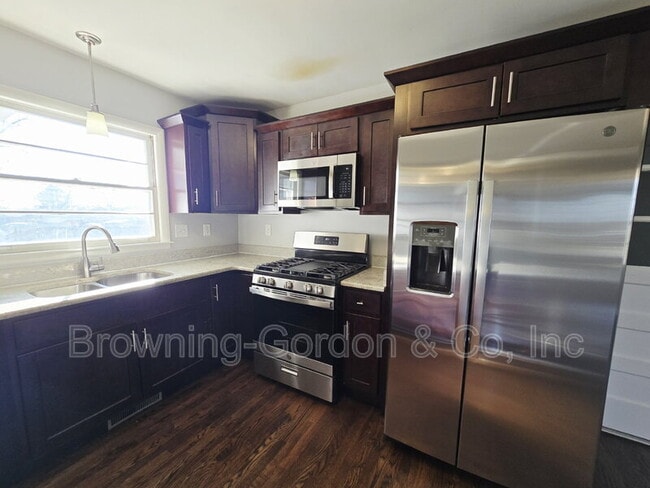 Building Photo - 2817 Paden Dr