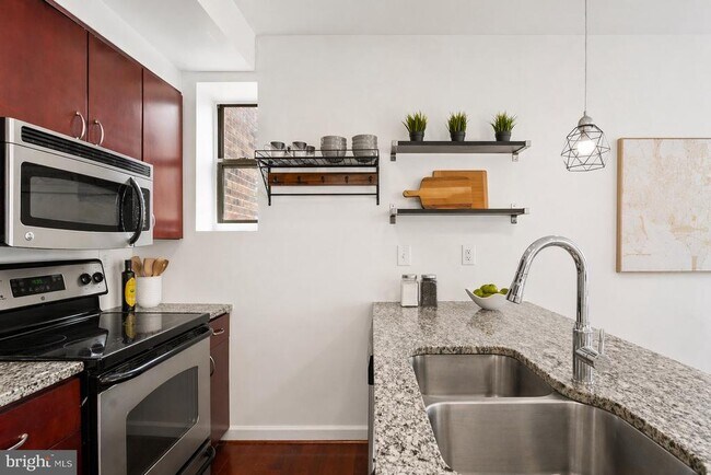 Building Photo - 5401 9th St NW