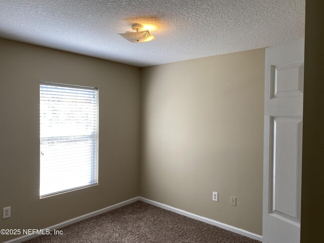 Building Photo - 6100 Maggies Cir