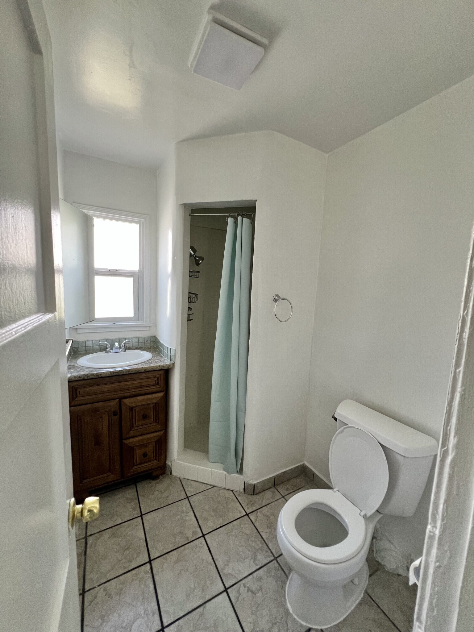 Bathroom - 218 N Florence St