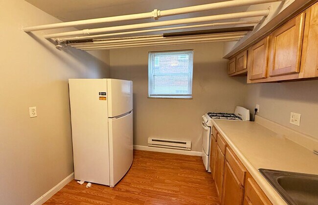 Building Photo - 960 Ludlow Ave