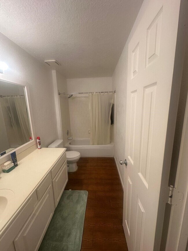 Building Photo - 20519 Apache Lake Dr