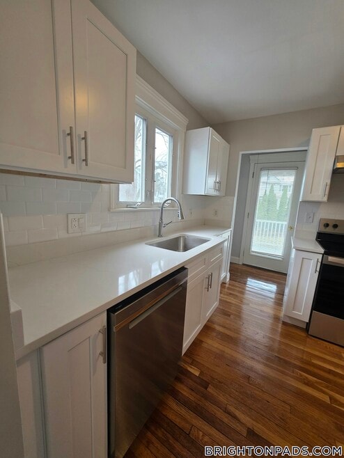 Building Photo - 45 Harriet St