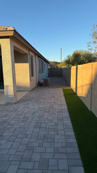 Building Photo - 13603 W Remuda Dr