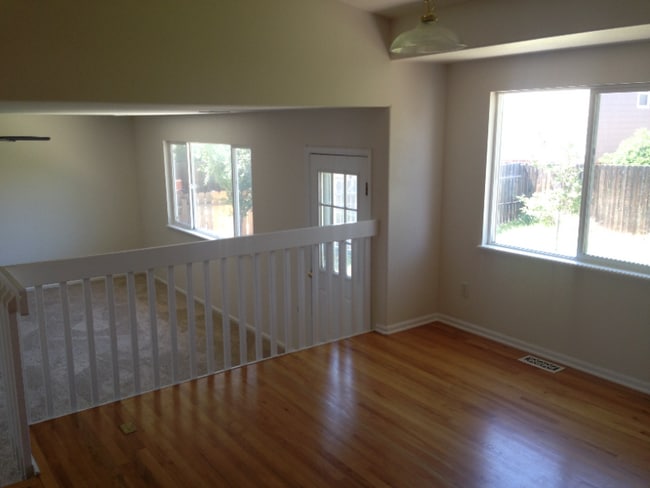 Building Photo - 4979 Butterfield Dr