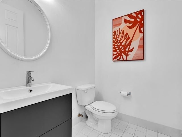 Building Photo - 2414 Venetian Way