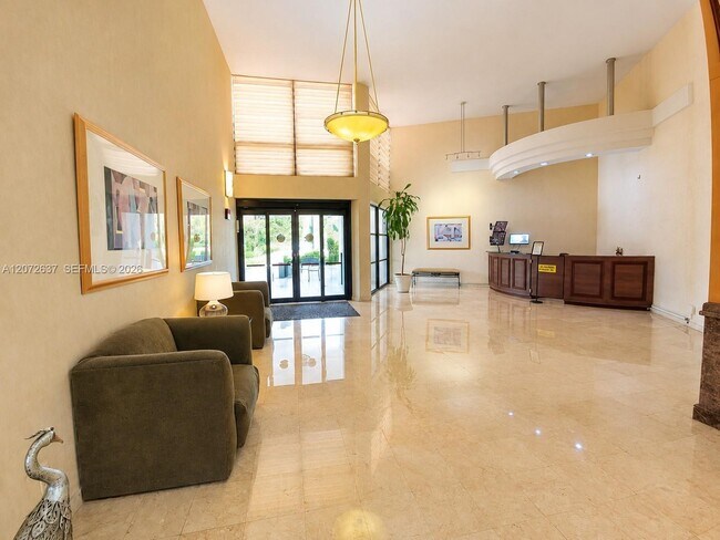 Building Photo - 600 Parkview Dr
