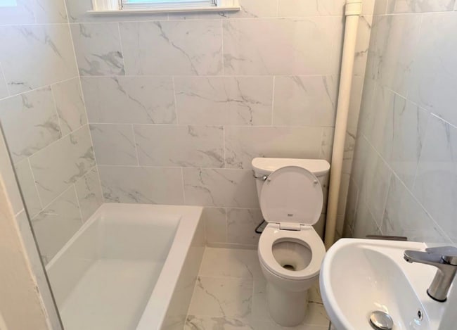 Building Photo - 53-74 72nd Pl