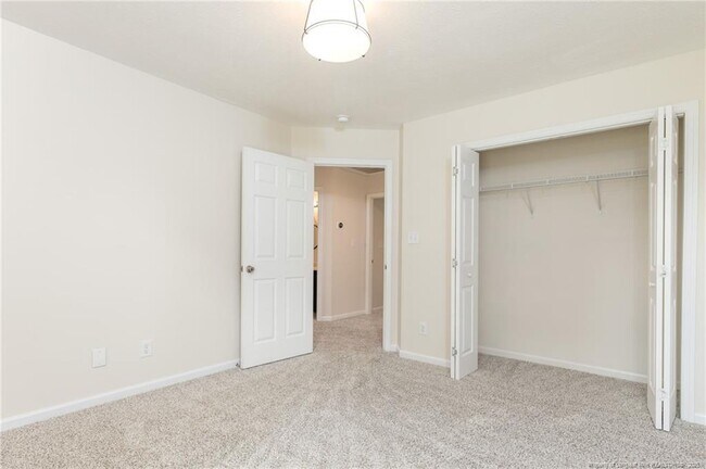 Building Photo - 114 Terrier Way