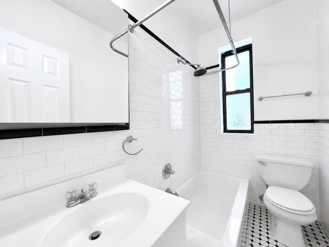 Floorplan - 105 Pinehurst Avenue