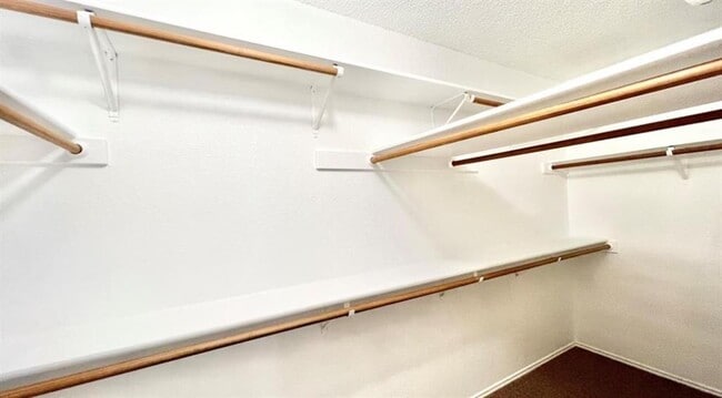 Building Photo - 1803 Woodland Dr