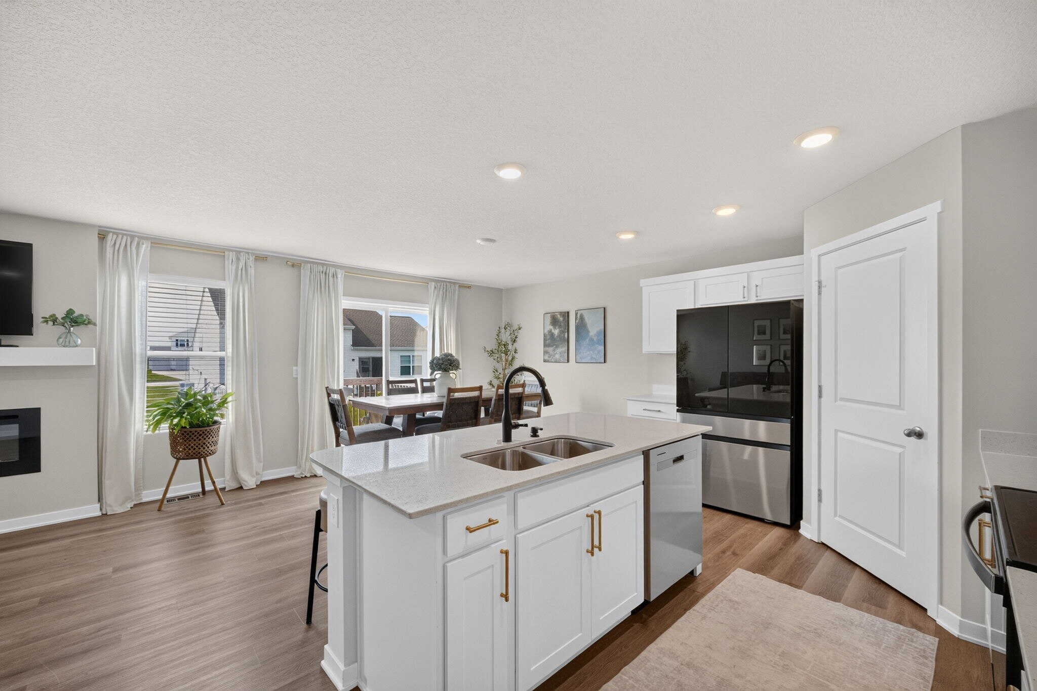 Building Photo - 1080 Bel Aire Ct