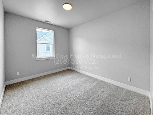 Building Photo - 160 S Koyukuk Ave