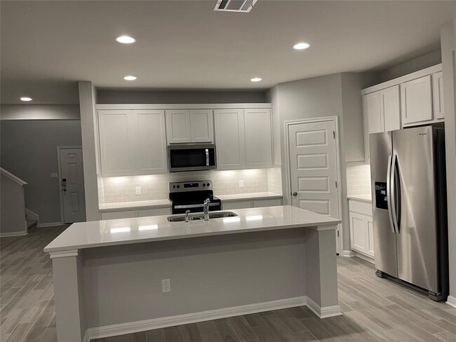 Building Photo - 316 McLintock Rd