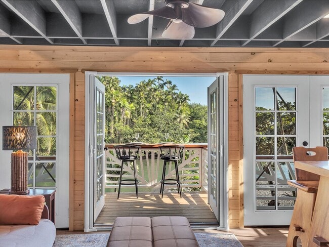 Building Photo - Oceanfront Estate: The Honolii Hale