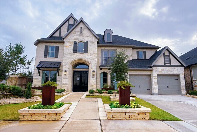 Building Photo - 5603 Logan Ridge Ln