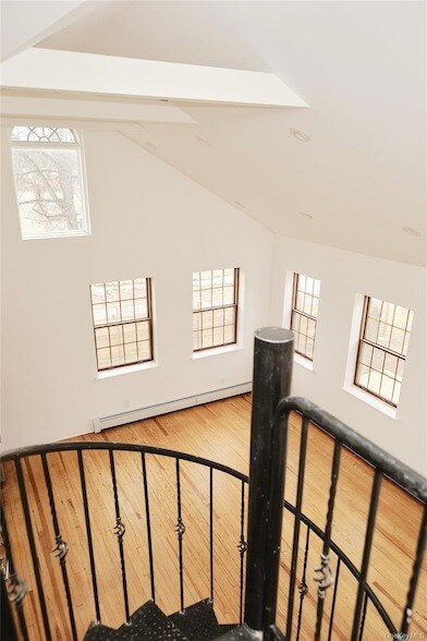 Building Photo - 5728 Third St