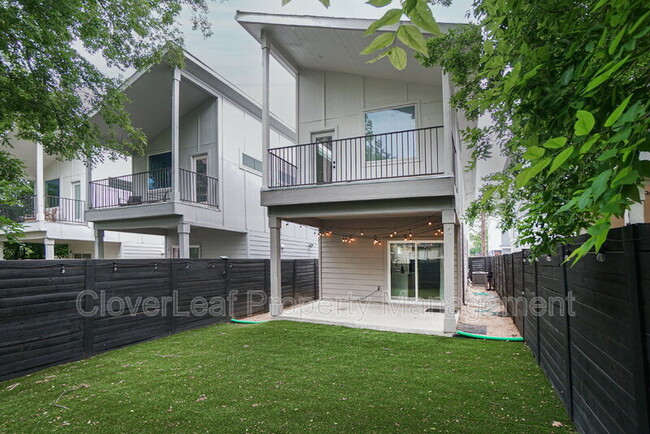 Building Photo - 2109 Schley Ave