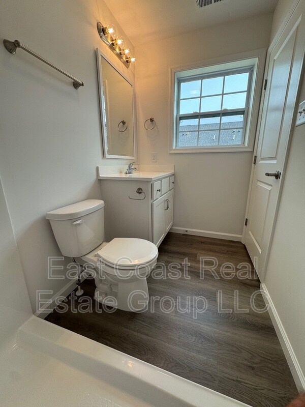 Building Photo - 52 Snowdrop Ct