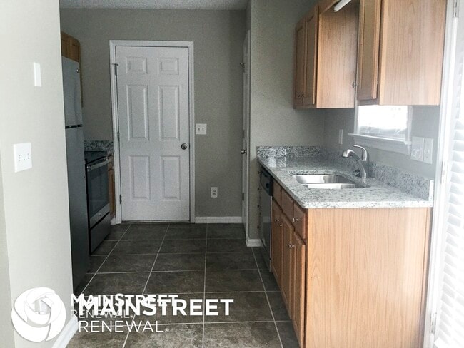 Building Photo - 5111 Windsbury Ridge Rd