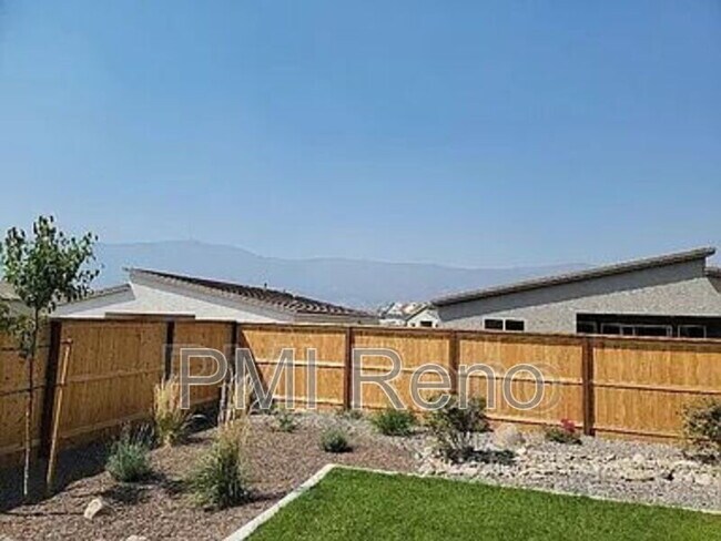 Building Photo - 8402 Simsbury Dr