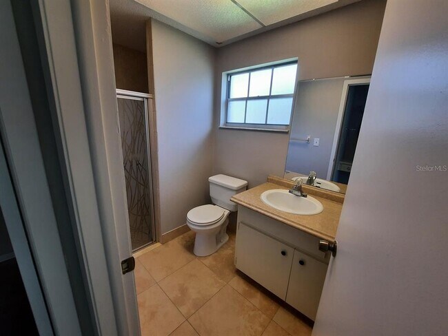 Building Photo - 13016 Serpentine Dr